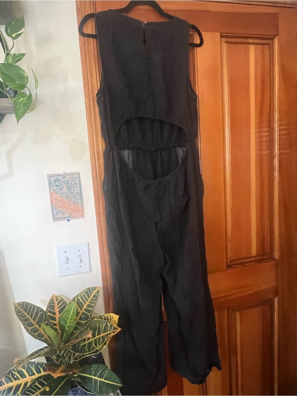 Universal Thread Black Sleeveless V-Neck backless jumpsuit - Picture 4 of 5